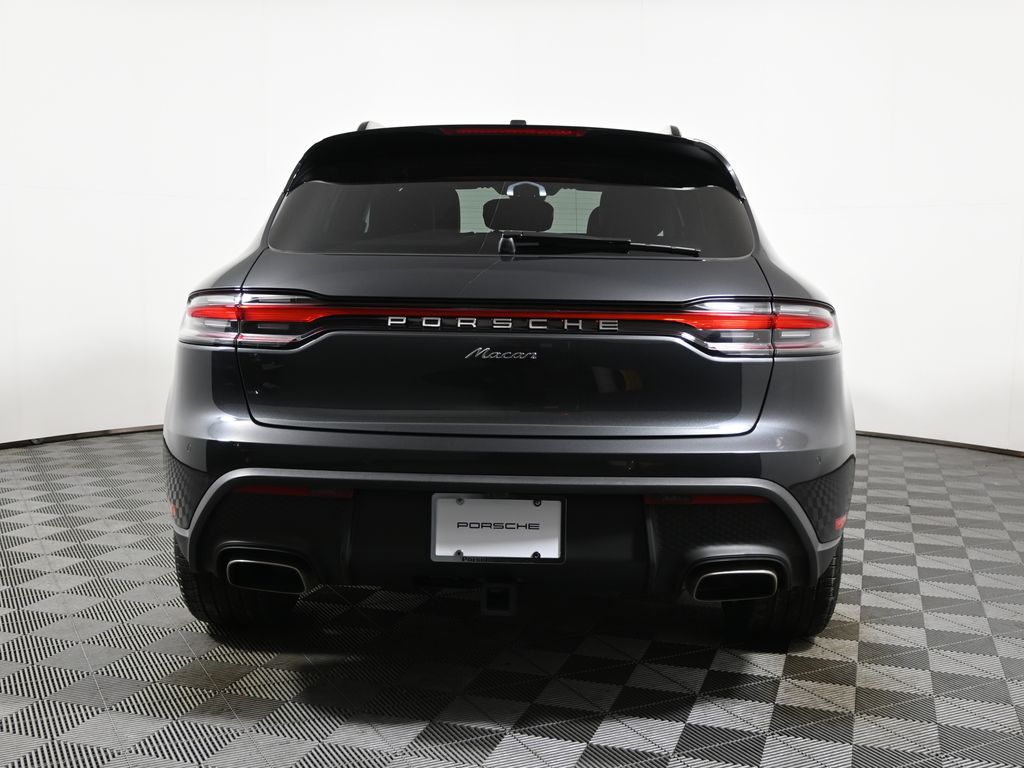 Thumbnail: 2025 Porsche Macan - 6