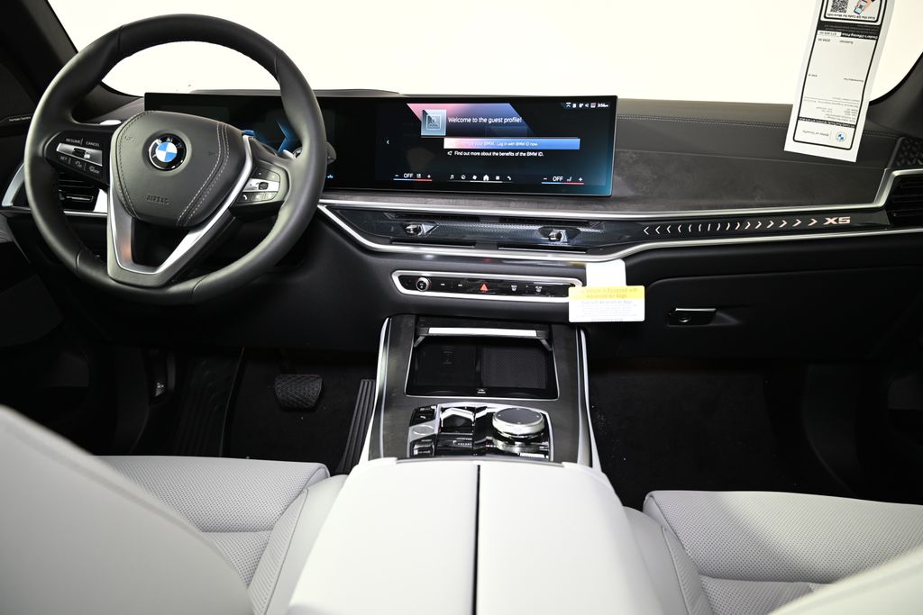 2025 BMW X5 xDrive40i 16