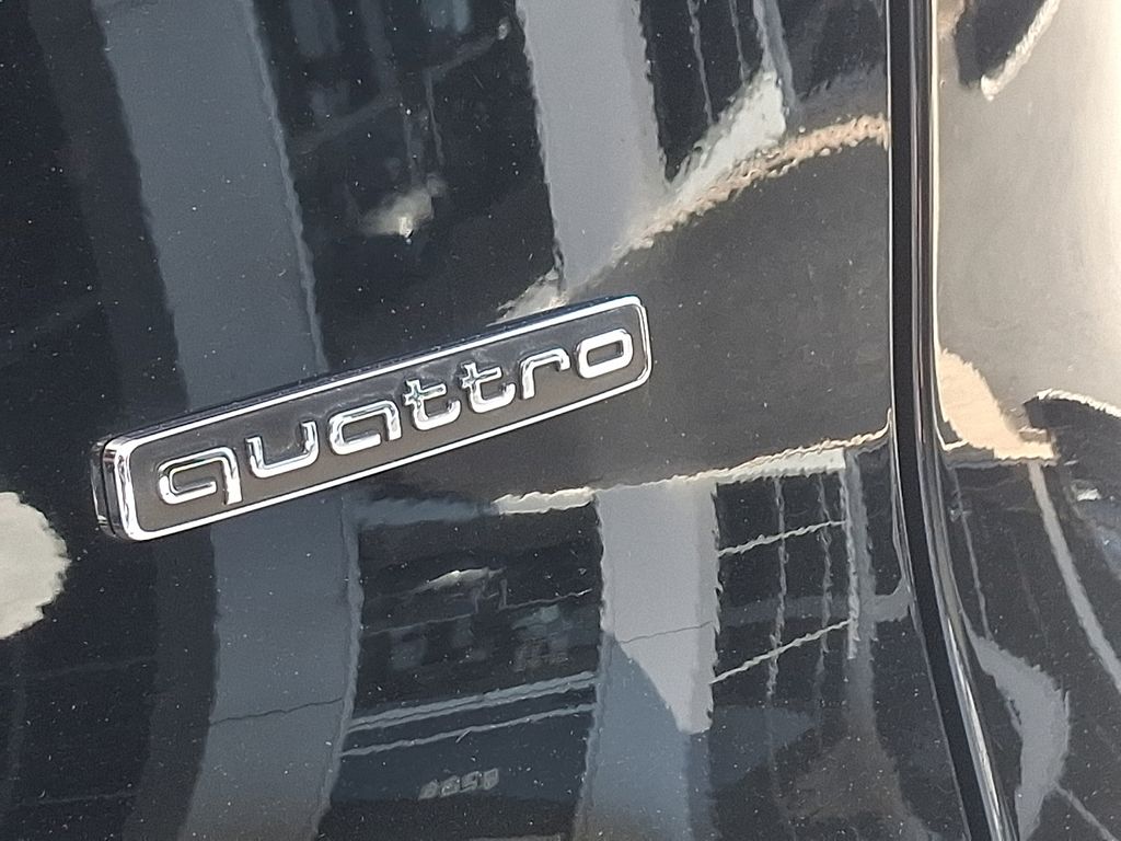 Thumbnail: 2025 Audi Q5 - 31