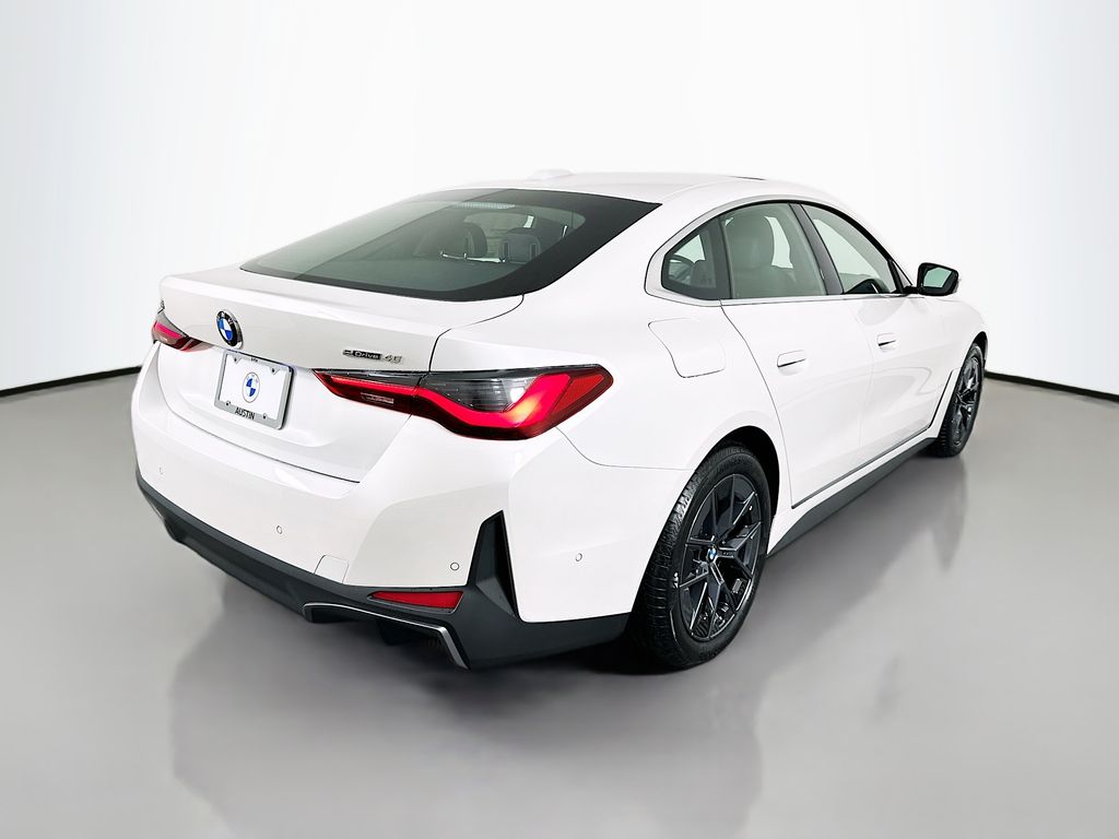 Thumbnail: 2026 BMW i4 - 5