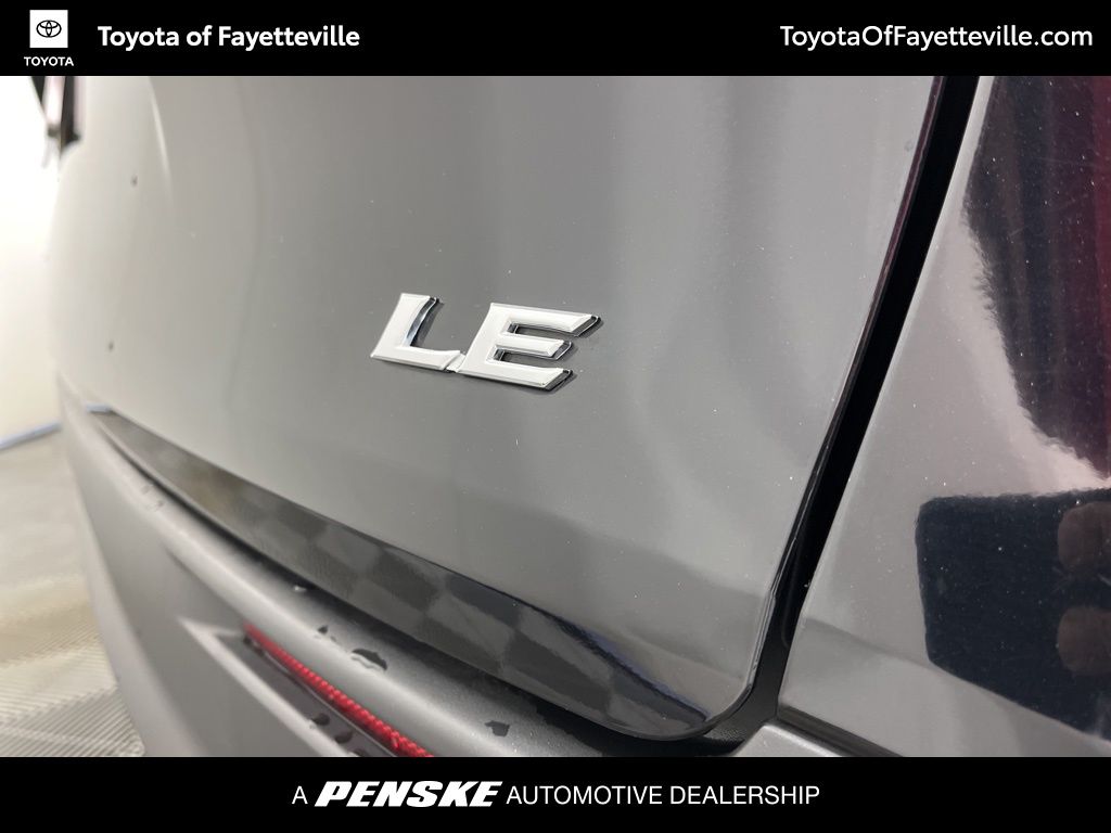 Thumbnail: 2025 Toyota Sienna - 4