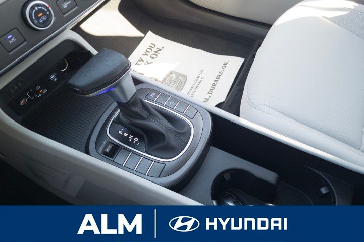 New 2027  Hyundai SE FWD image 26
