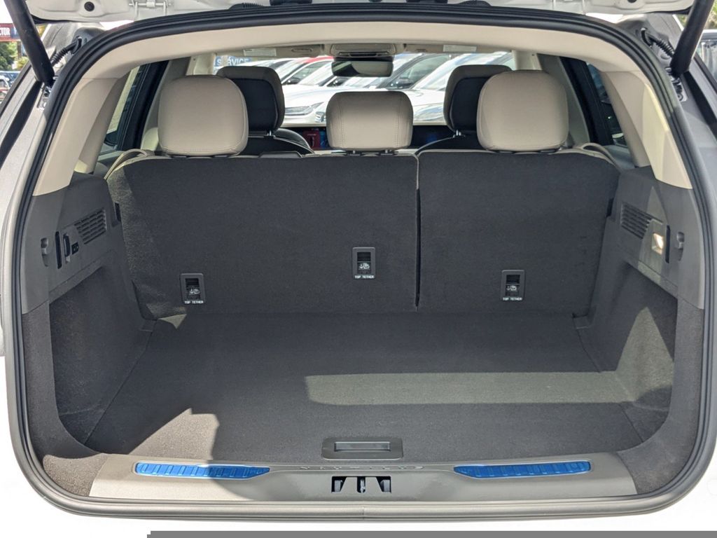 2025 Lincoln Nautilus Hybrid Premiere