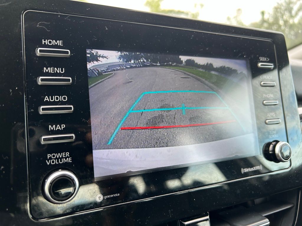 Thumbnail: 2021 Toyota Camry - 18