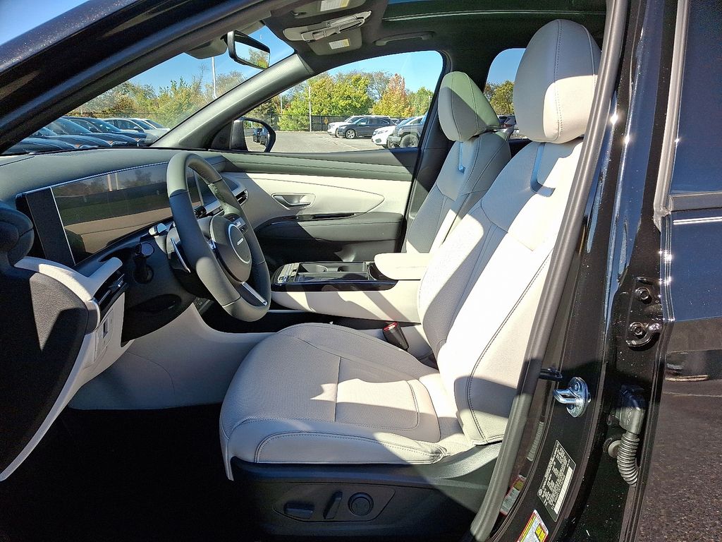 Thumbnail: 2026 Hyundai Tucson - 6