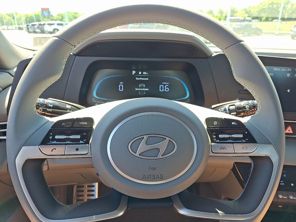2026 Hyundai Elantra — photo 20