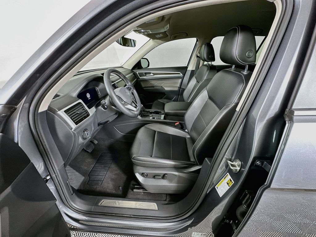 Thumbnail: 2022 Volkswagen Atlas - 19