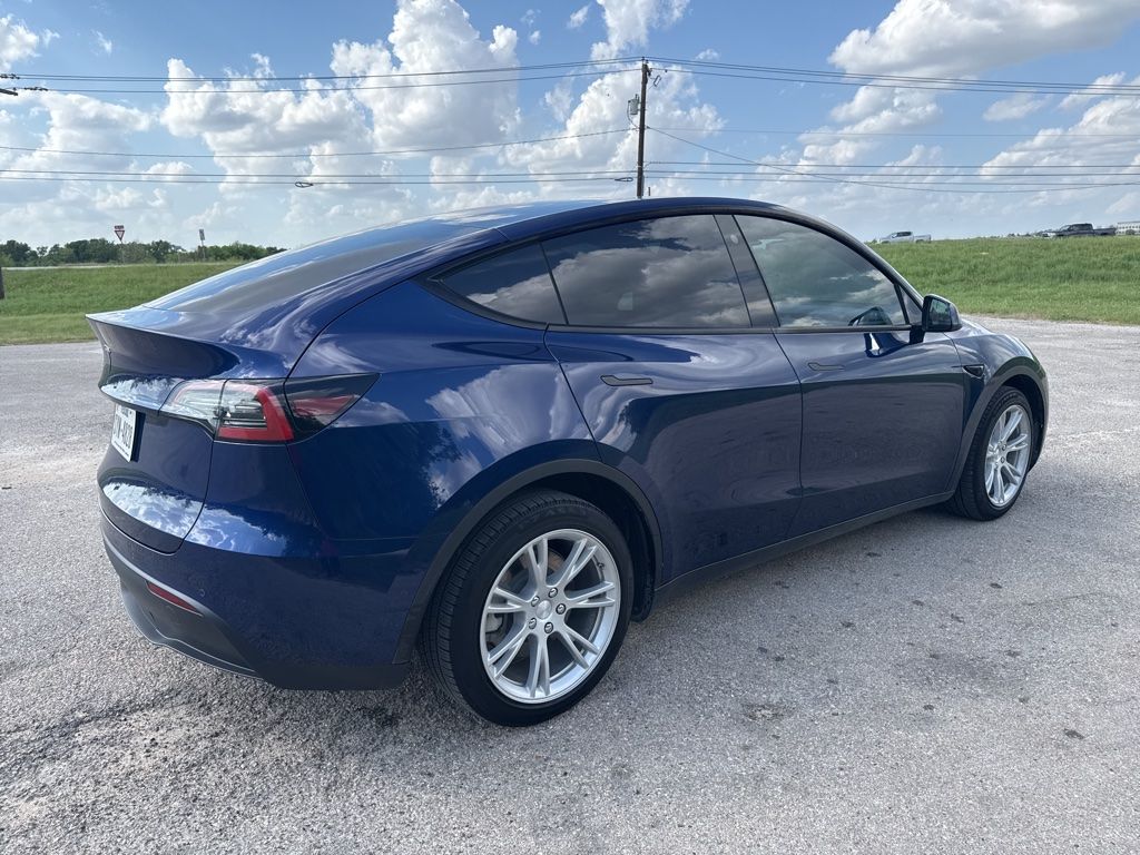 Used Car 2022 Tesla Model Y  Long Range For Sale Under $35,000 In Taylor, Texas