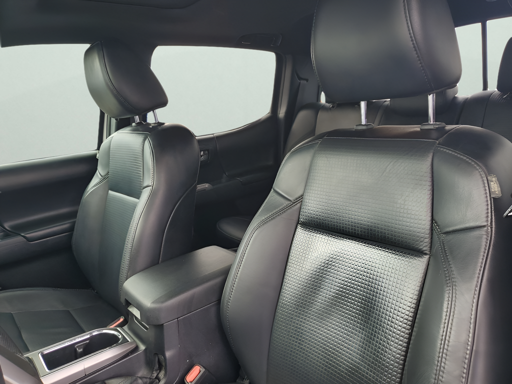 Used Car 2018 Toyota Tacoma  For Sale Under $25,000 In Austin, Texas