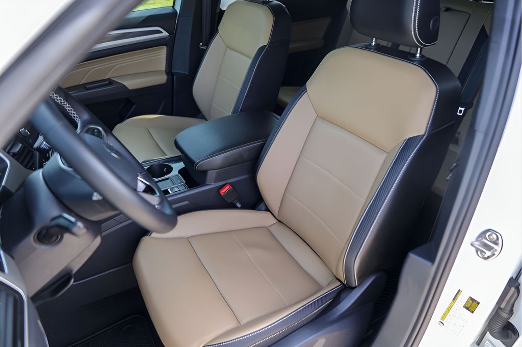 Used Car 2023 Volkswagen Atlas Cross Sport  2.0t Se W/technology For Sale Under $30,000 In Austin, Texas