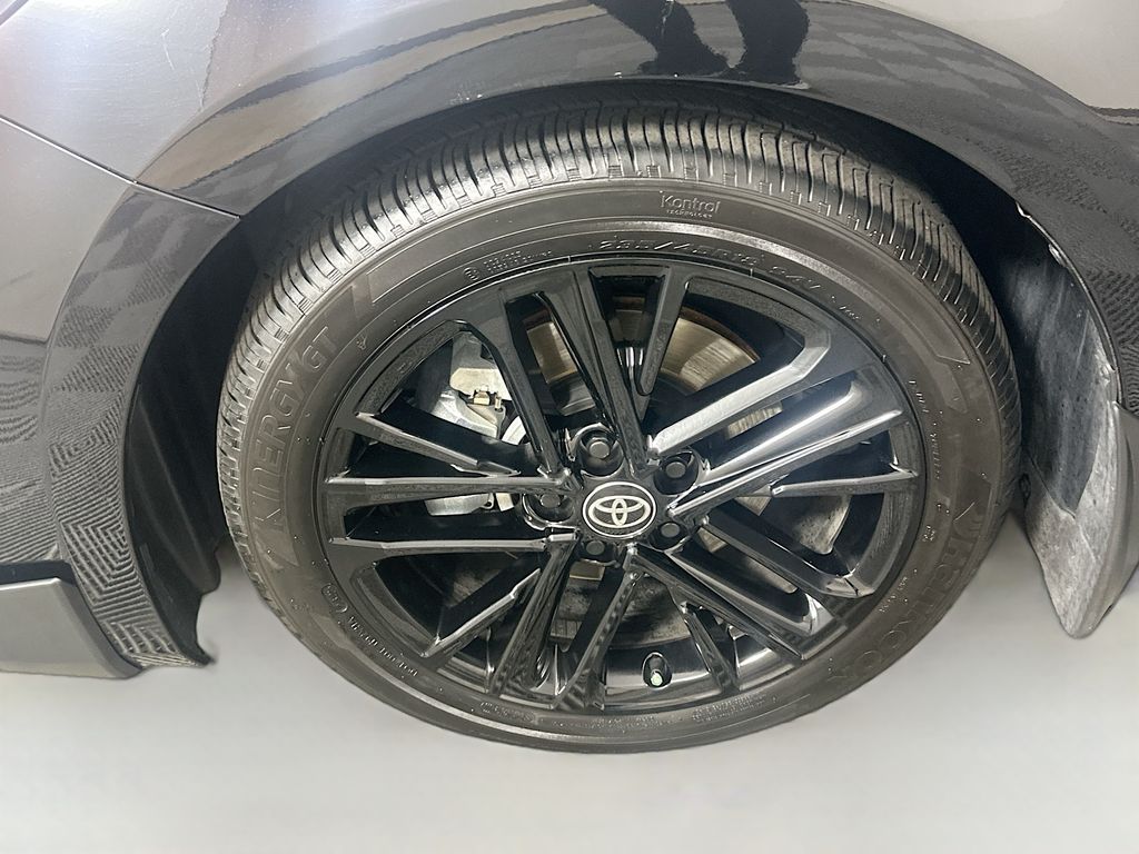 Thumbnail: 2025 Toyota Camry - 31