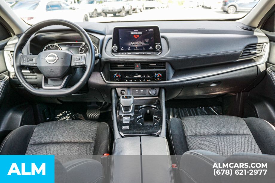 Used 2025 Blue Nissan SV image 25