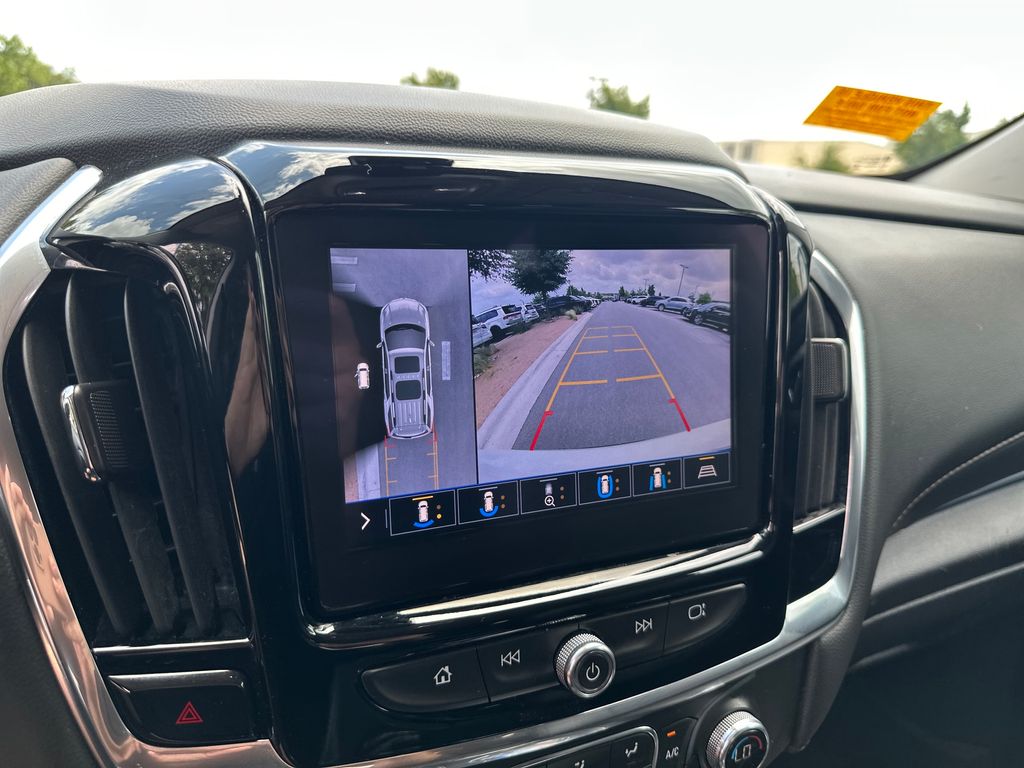 Used Car 2021 Chevrolet Traverse  Rs For Sale Under $30,000 In Austin, Texas
