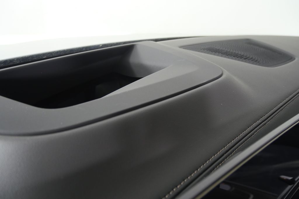 Thumbnail: 2026 BMW X5 - 19