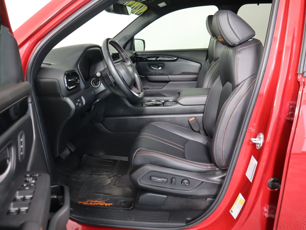 Thumbnail: 2024 Honda Pilot - 19