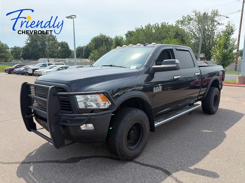 Brilliant Black Crystal Pearlcoat 2018 RAM 3500 Pickup Truck Four-Wheel Drive 6-Speed Automatic
