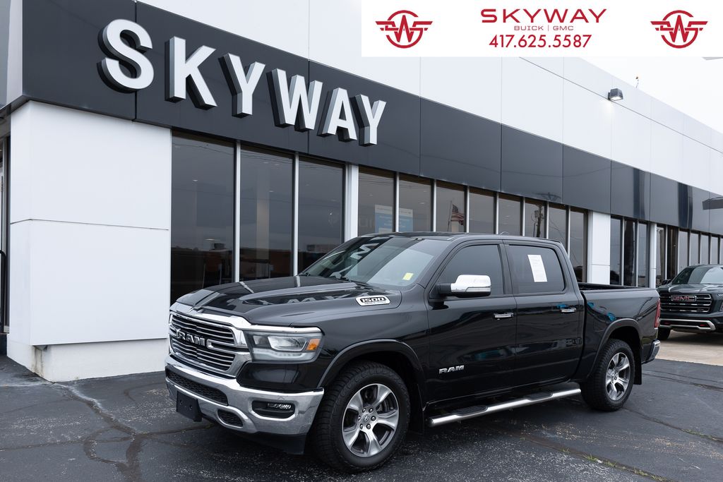 2022 RAM 1500 Laramie Crew Cab 4WD