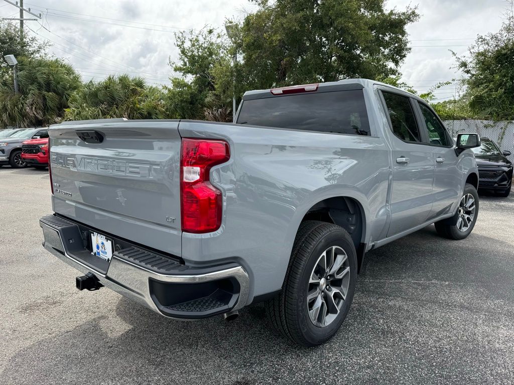 2024 Chevrolet Silverado 1500 LT 8