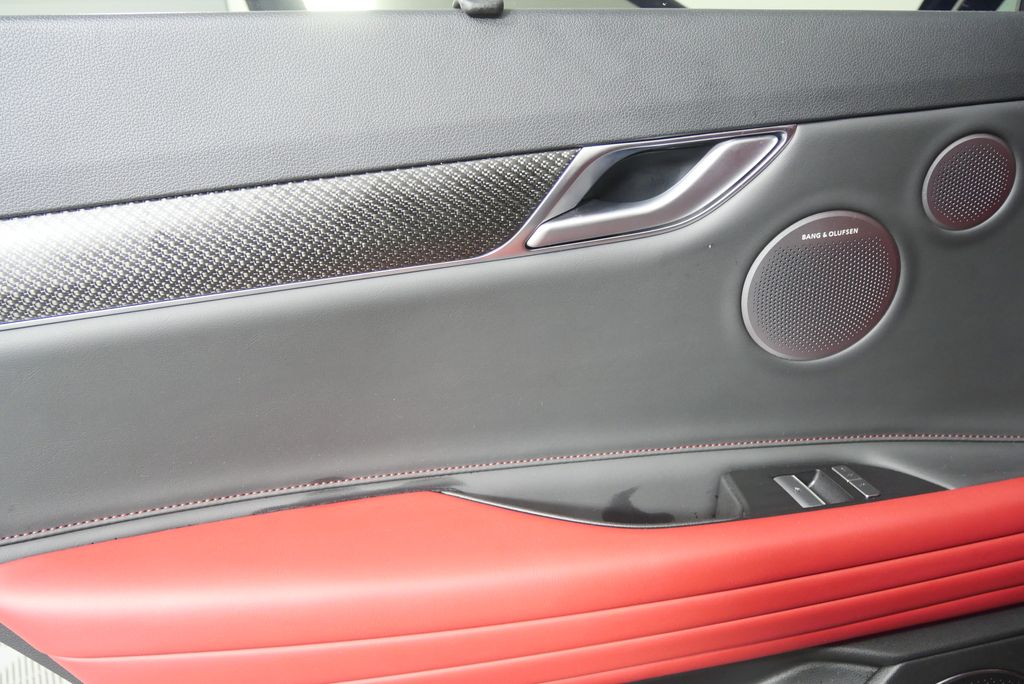 Thumbnail: 2025 Genesis G80 - 13