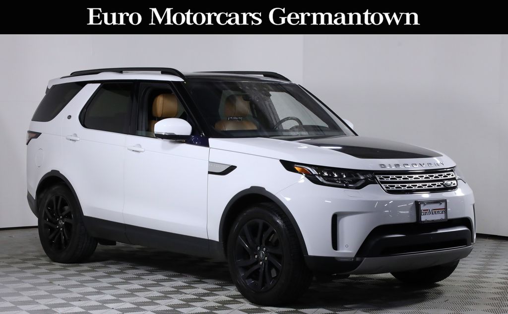 Fuji White 2018 Land Rover Discovery SUV / Crossover 8-Speed Automatic