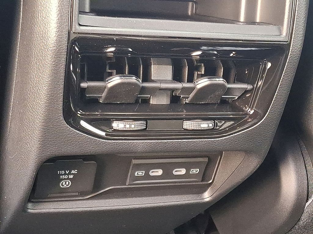 New 2026 Jeep Grand Cherokee SUV