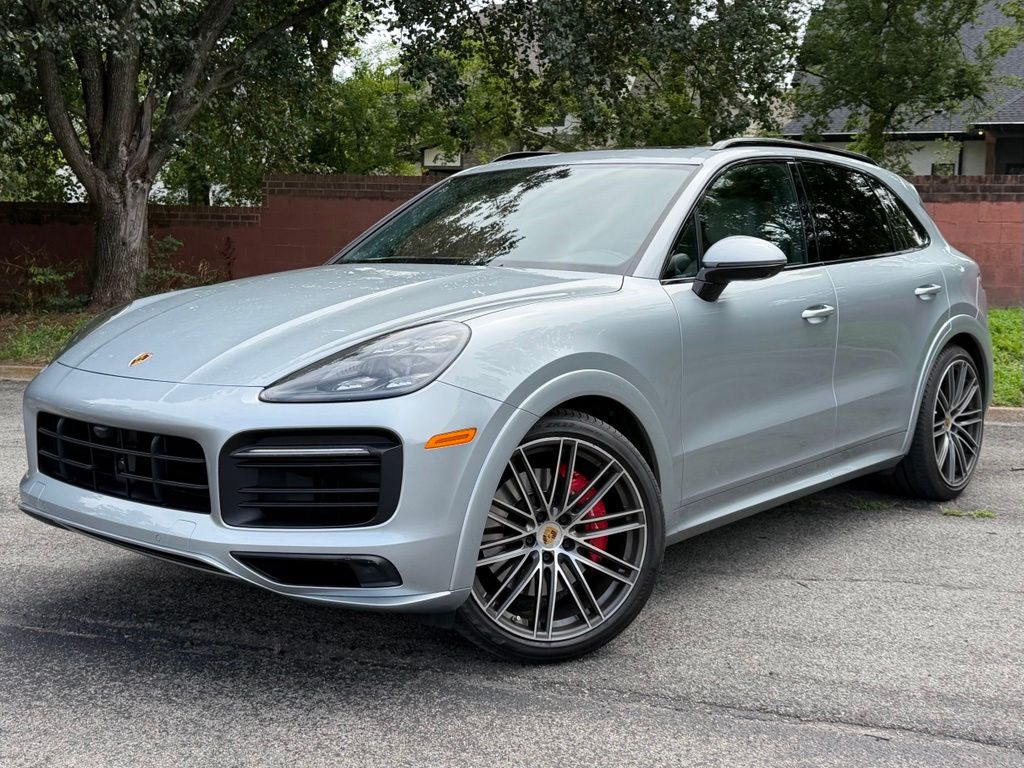 2021 Porsche Cayenne Plata (Dolomite Silver Metallic) SUV/Crossover Tracción en las cuatro ruedas 8 velocidades Automática