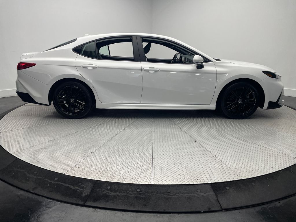 Thumbnail: 2025 Toyota Camry - 4