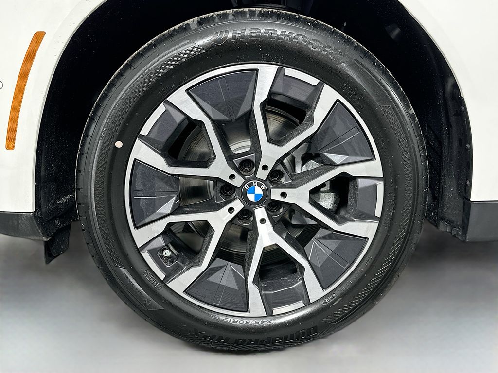 Thumbnail: 2026 BMW X3 - 23