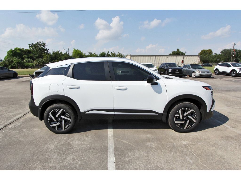 2026 Nissan Kicks SV - 4