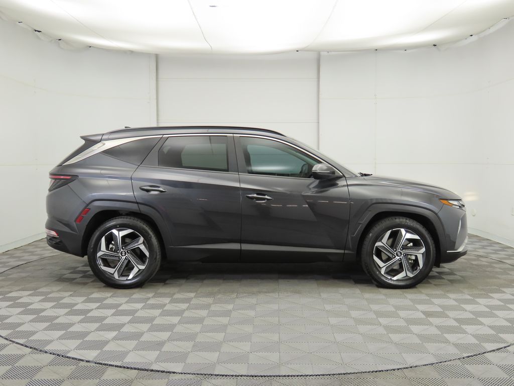 Thumbnail: 2022 Hyundai Tucson - 4