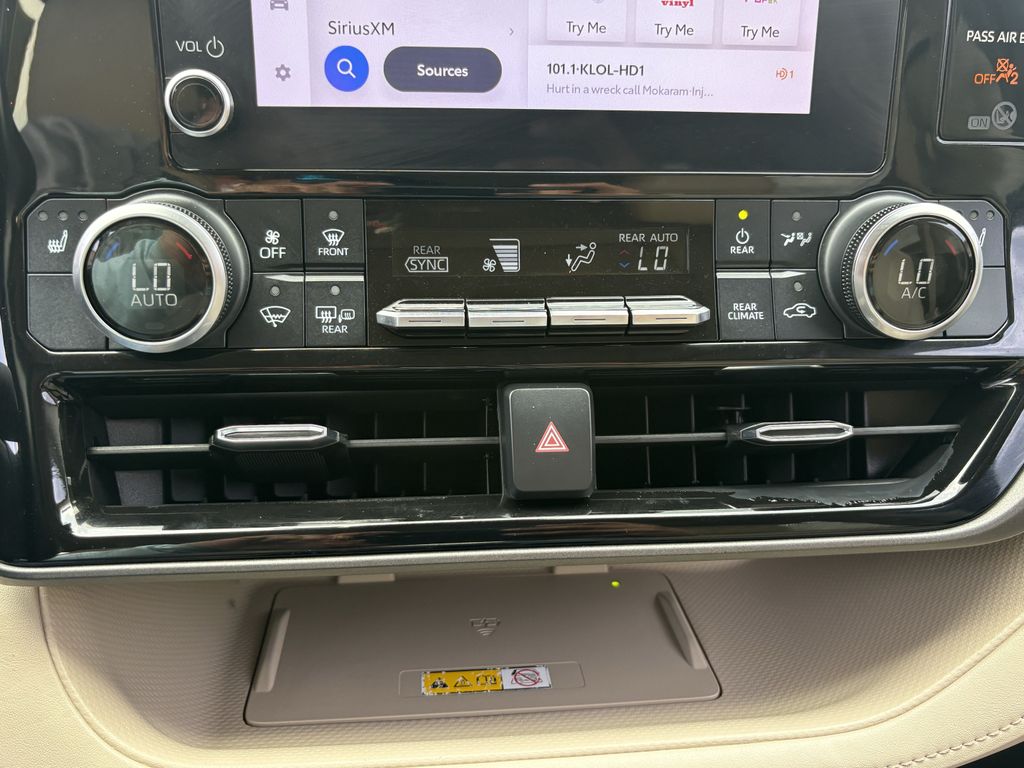 2023 Toyota Highlander XLE Black at Monument Chevrolet