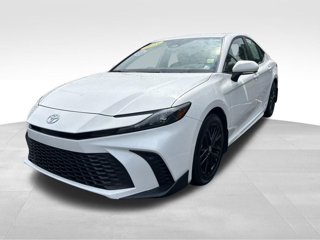 Ice Cap 2025 Toyota Camry Sedan Front-Wheel Drive Continuously Variable Transmission