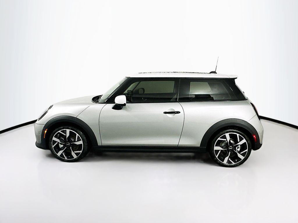 2025 MINI Cooper S 8