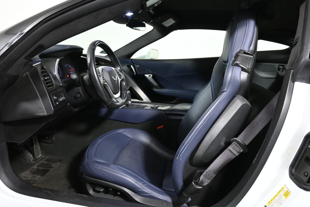 Thumbnail: 2016 Chevrolet Corvette - 3