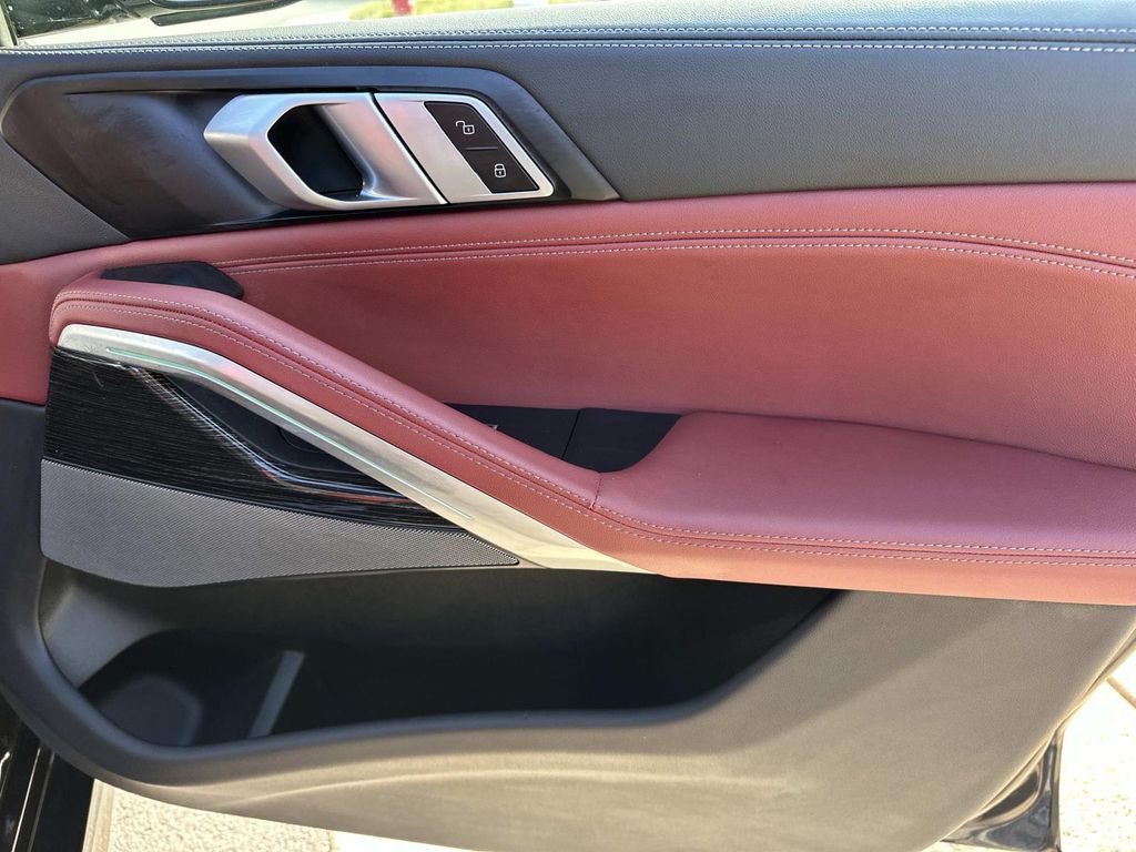 Thumbnail: 2024 BMW X6 - 19