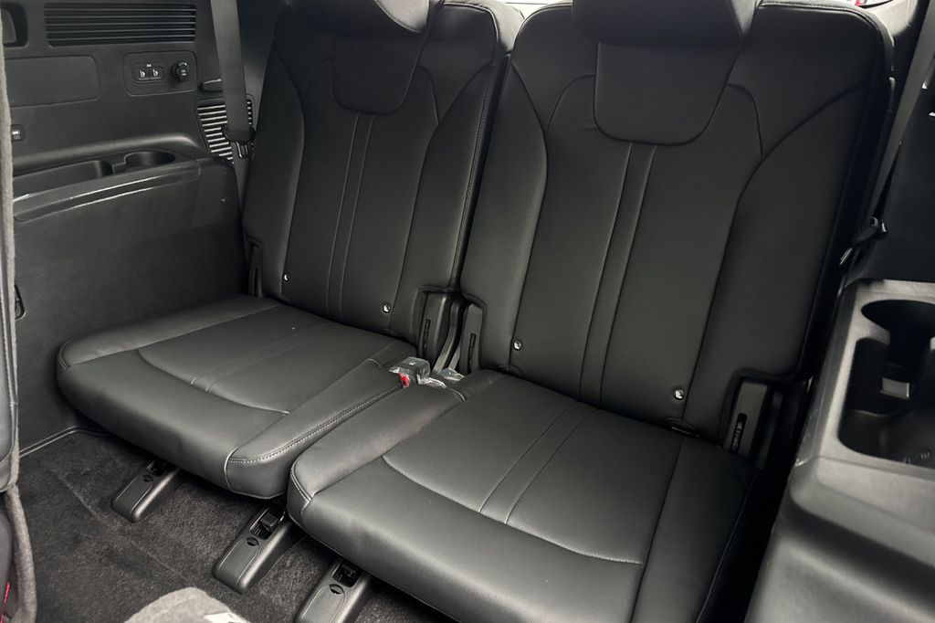 new 2026 Kia Sorento Hybrid car, priced at $48,920