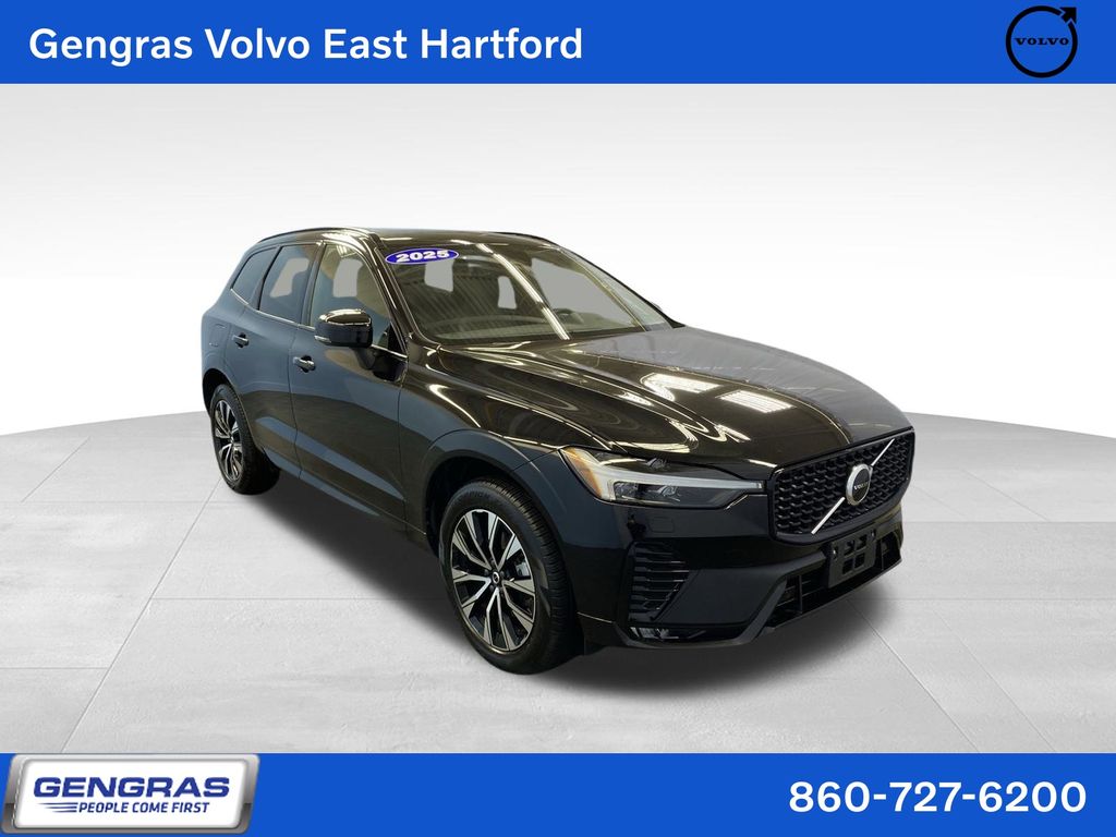 2025 Volvo XC60 B5 Core Dark Theme AWD