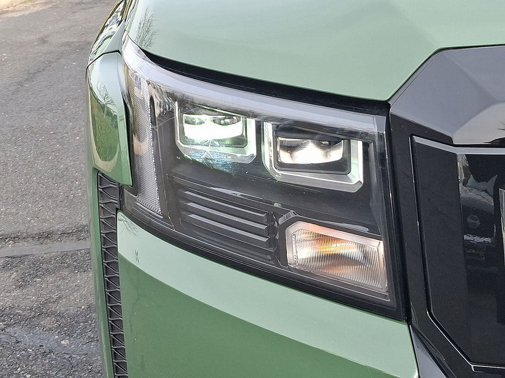 Thumbnail: 2026 Nissan Frontier - 9