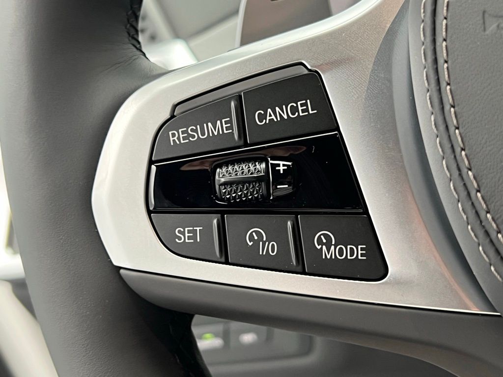 Thumbnail: 2026 BMW X5 - 18