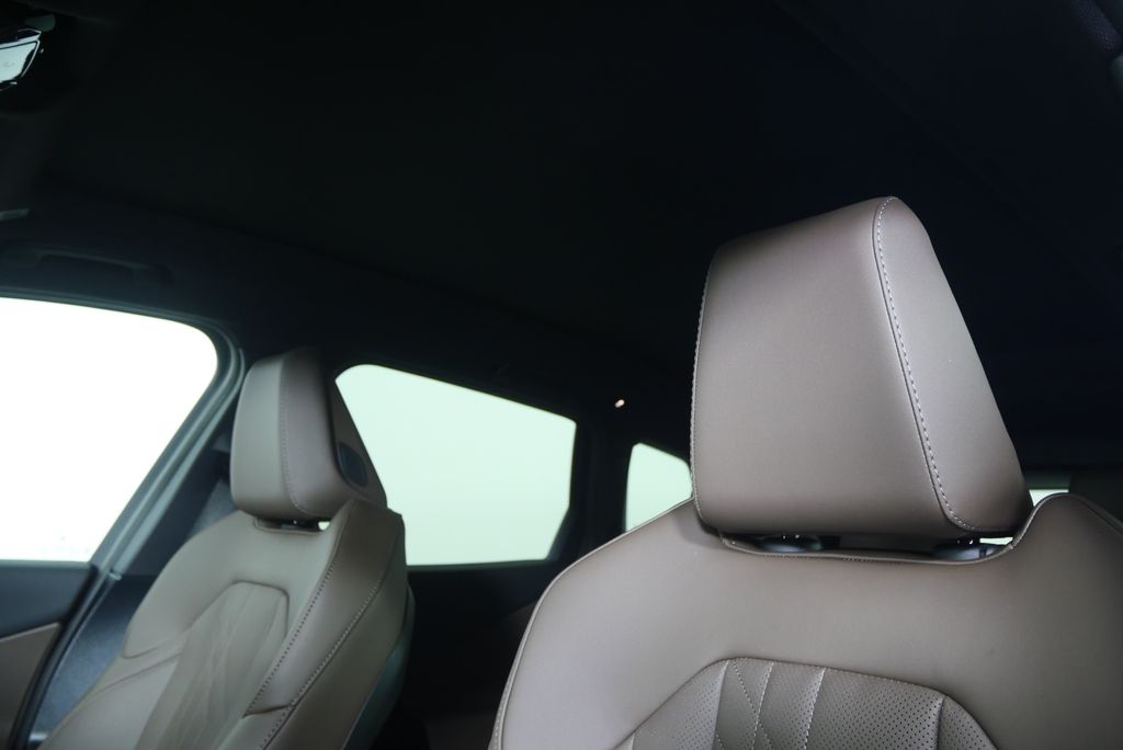 Thumbnail: 2026 BMW X3 - 11