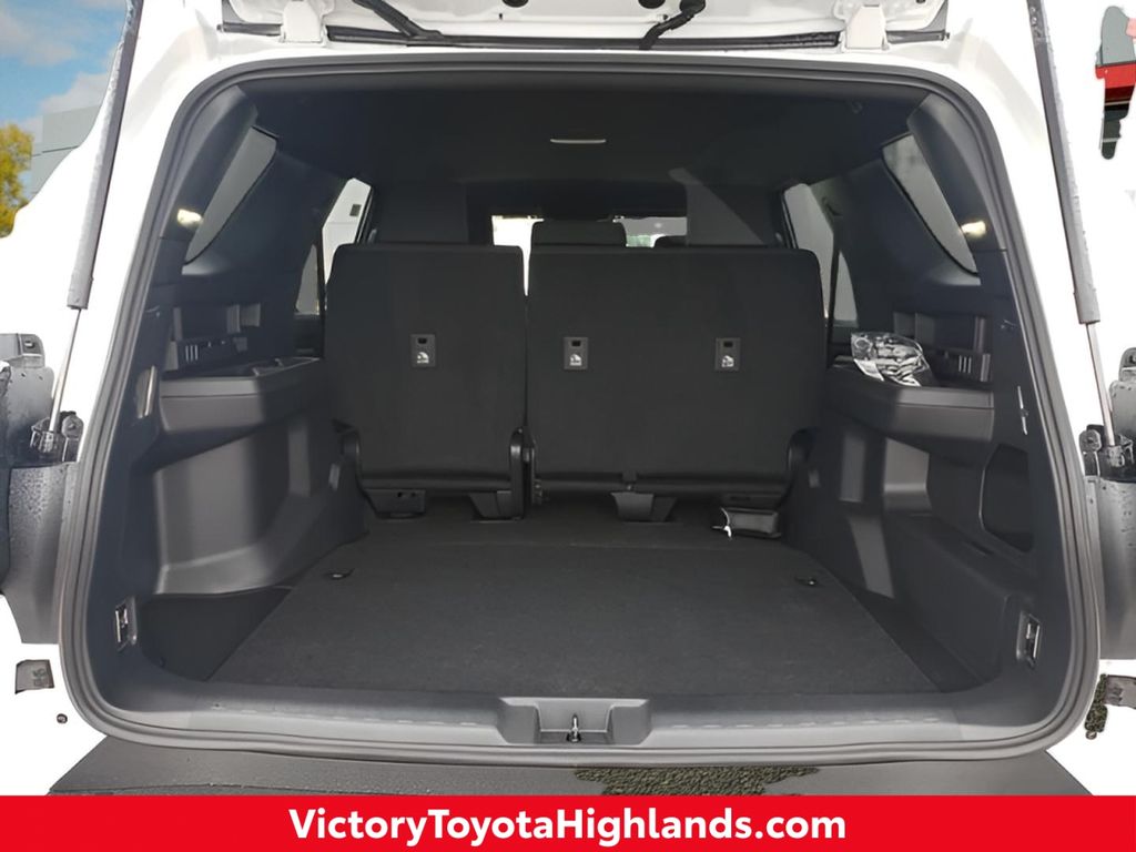 Ice 2026 Toyota 4Runner SUV / Crossover Four-Wheel Drive 8-Speed Automatic