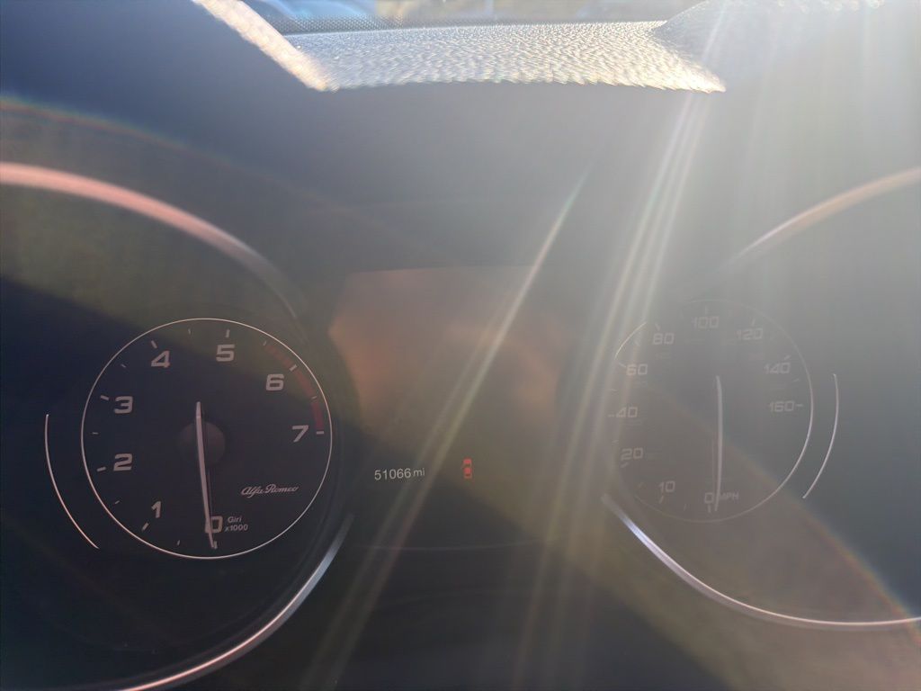 Thumbnail: 2020 Alfa Romeo Stelvio - 15