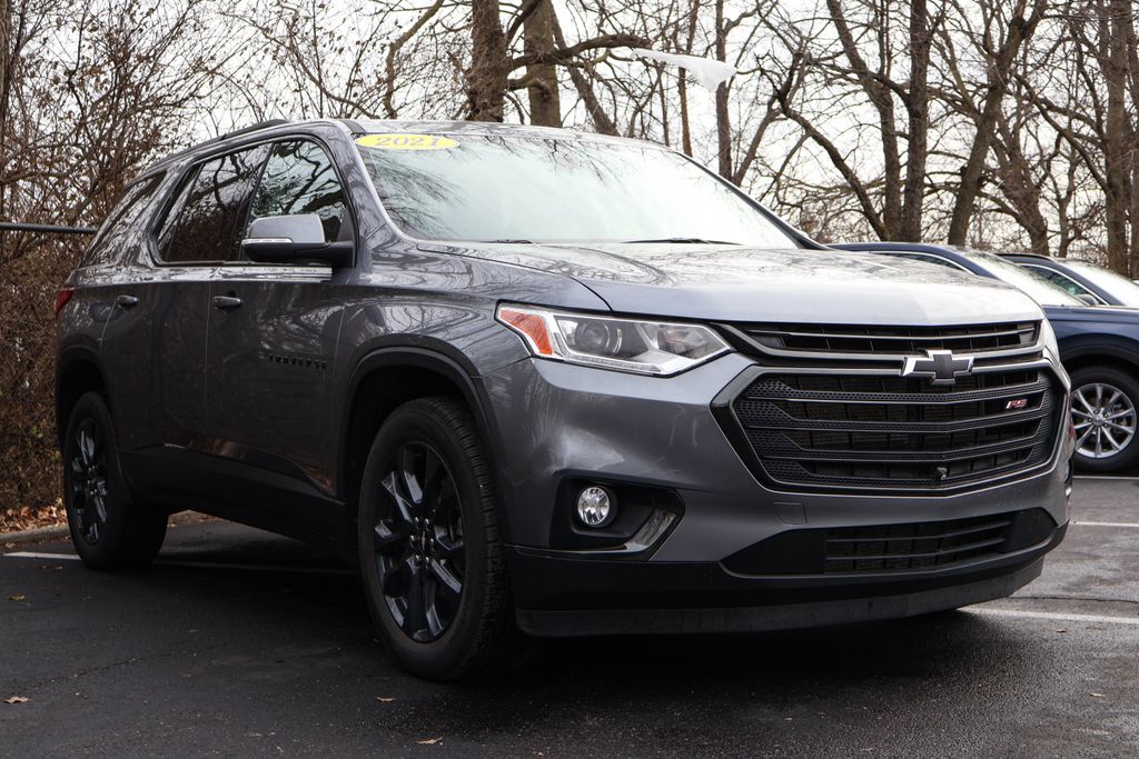 2021 Chevrolet Traverse RS 12