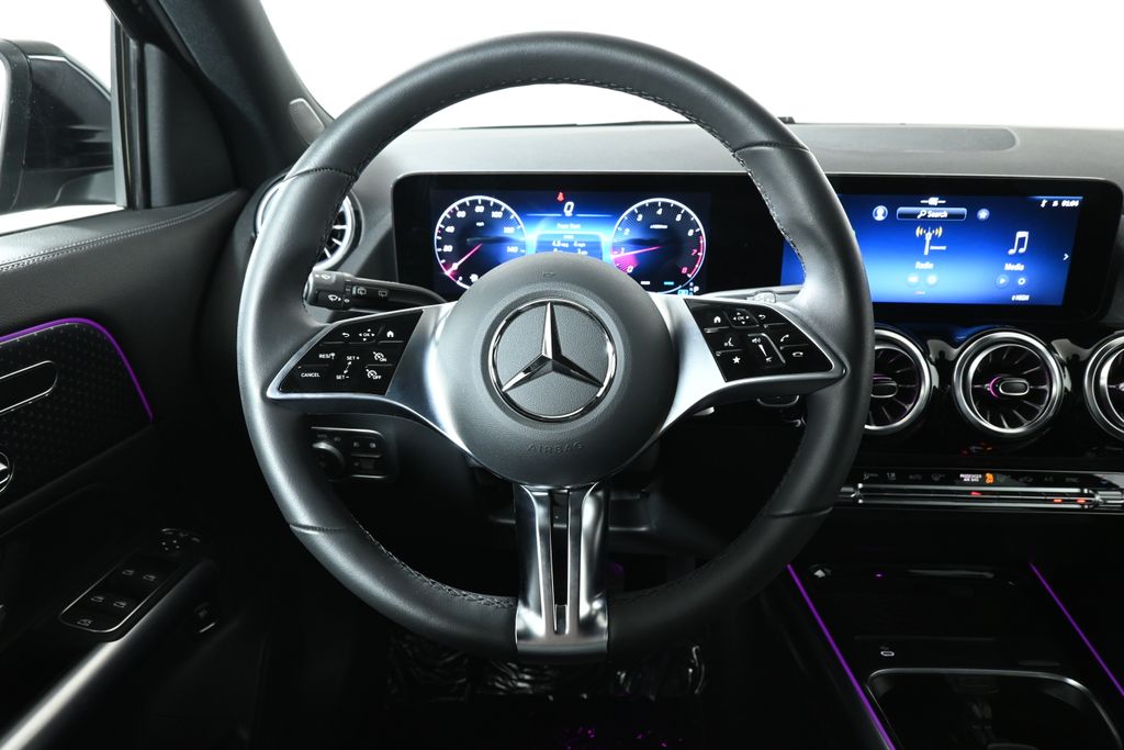 Thumbnail: 2025 Mercedes-Benz GLA - 16