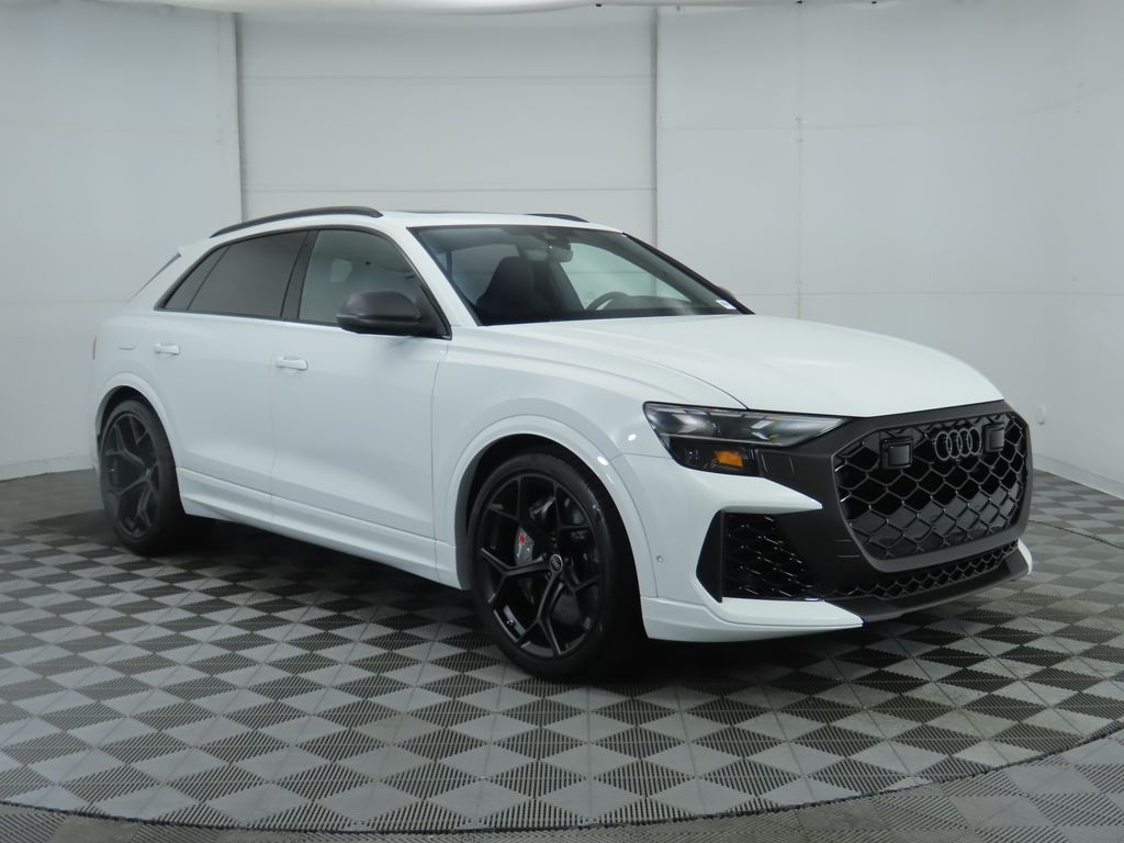 2025 Audi RS Q8 4.0T 3