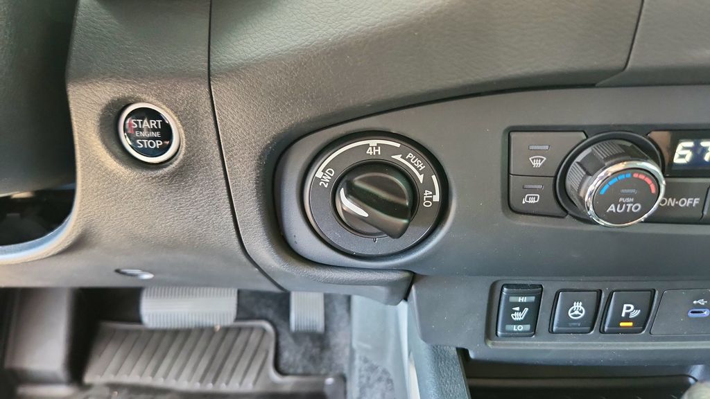 2024 Nissan Frontier