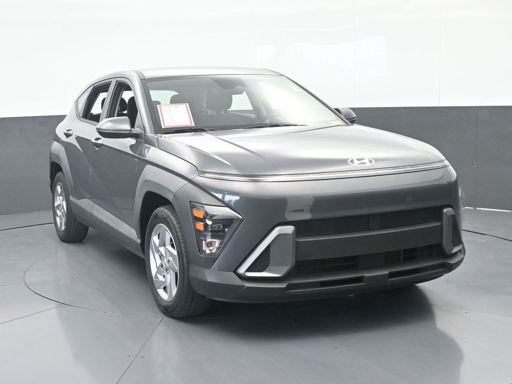 Used 2024 Ecotronic Gray Pearl Hyundai SE image 9
