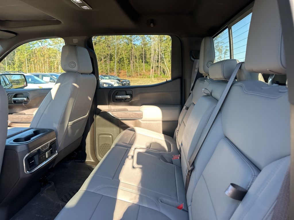 2021 Chevrolet Silverado 1500 LTZ 13