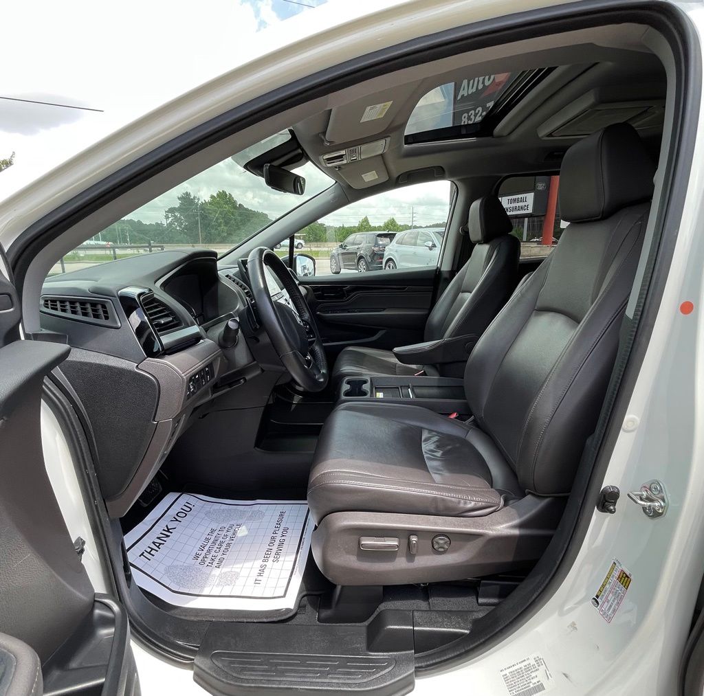 2018 Honda Odyssey Elite White at Community Honda