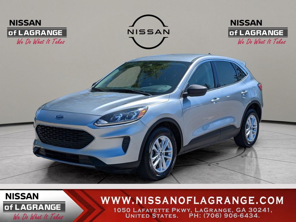 Iconic Silver Metallic 2022 Ford Escape SUV / Crossover Front-Wheel Drive 8-Speed Automatic